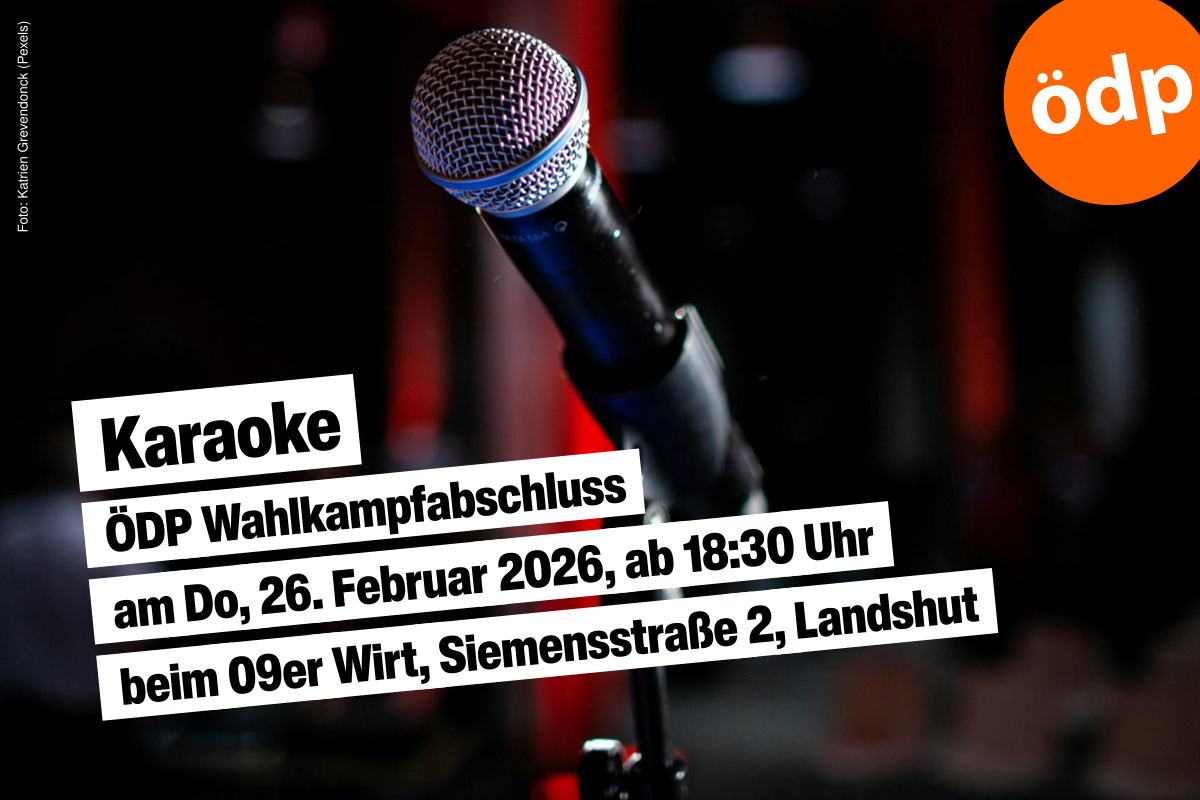 Auf dem Bild ist ein Mikrofon zu sehen, in Kneipen-Atmosphäre, dazu oben rechts das ÖDP Logo und die Metadaten der Karaoke-Party, die auch im Text zu finden sind